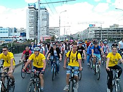 В Волгограде около тысячи велосипедистов проехали 10 километров