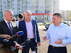 Губернатор Волгоградской области провел совещание на большой дор
