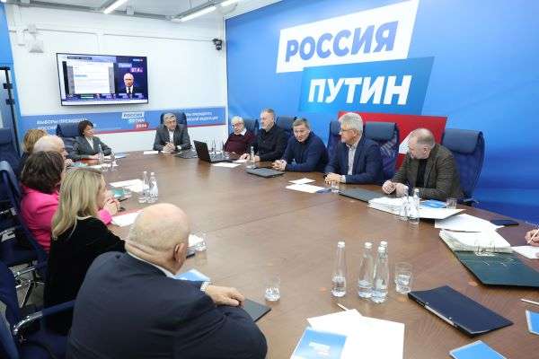 Губернатор Андрей Бочаров поблагодарил штабы  кандидатов за активную гражданскую и патриотическую позицию