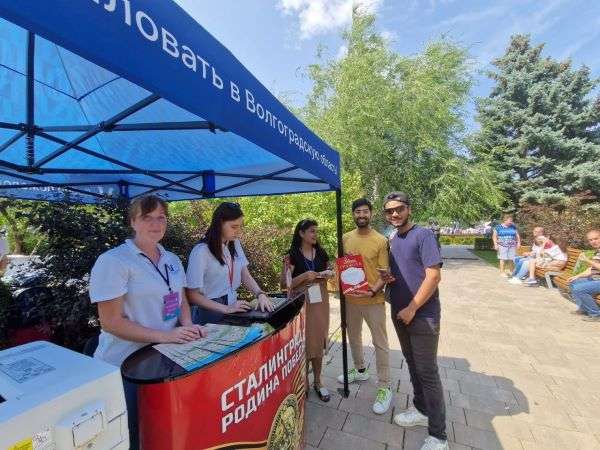 В Волгограде  в праздничные дни  для туристов будут работать информационные стойки
