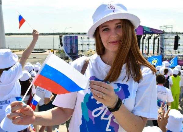 Волонтеры  окажут помощь  участникам и гостям молодежного фестиваля #ТриЧетыре в Волгограде