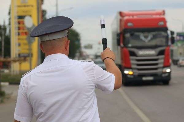 В Волгограде с 11 июля   вводятся ограничения на движение грузового транспорта