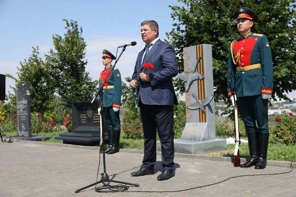В Волгограде  открыли памятный знак  «Воинам-уроженцам Удмуртии» -защитникам Сталинграда