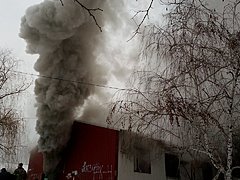 В Краснооктябрьском районе Волгограда загорелся жилой дом: эваку