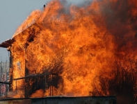 Два человека стали жертвами природных пожаров в Волгоградской об